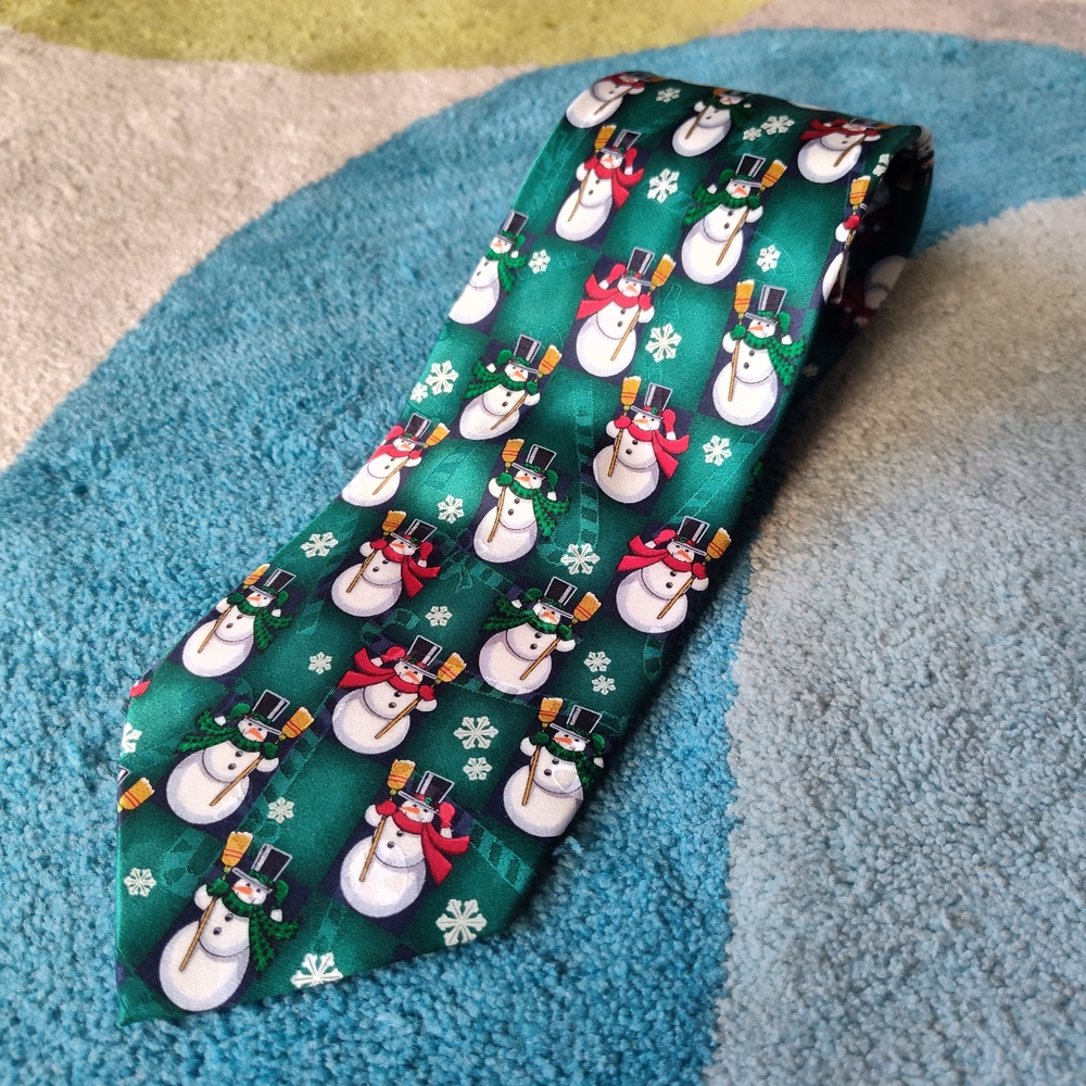 Hallmark Green Snowman Holiday Tie